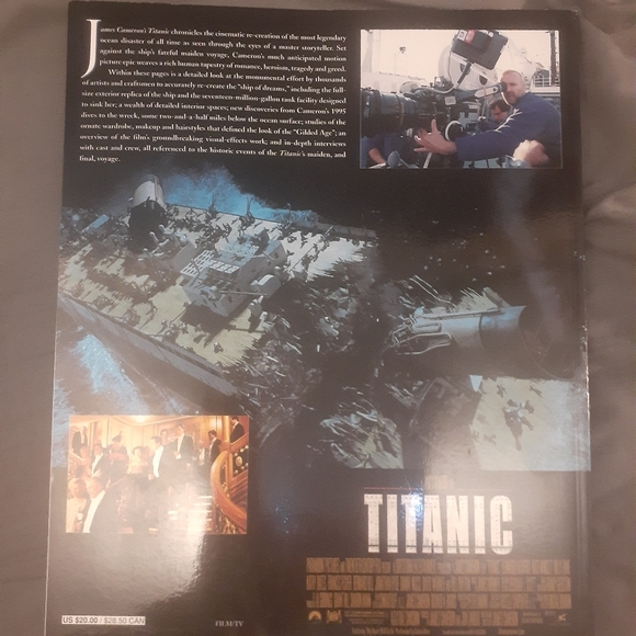 "James Cameron's Titanic" Photo Book - Picture 2 of 4